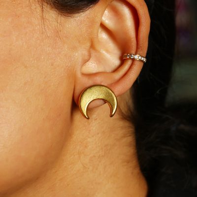Simple Heritage Horse Shoe/Half Moon Stud Earrings