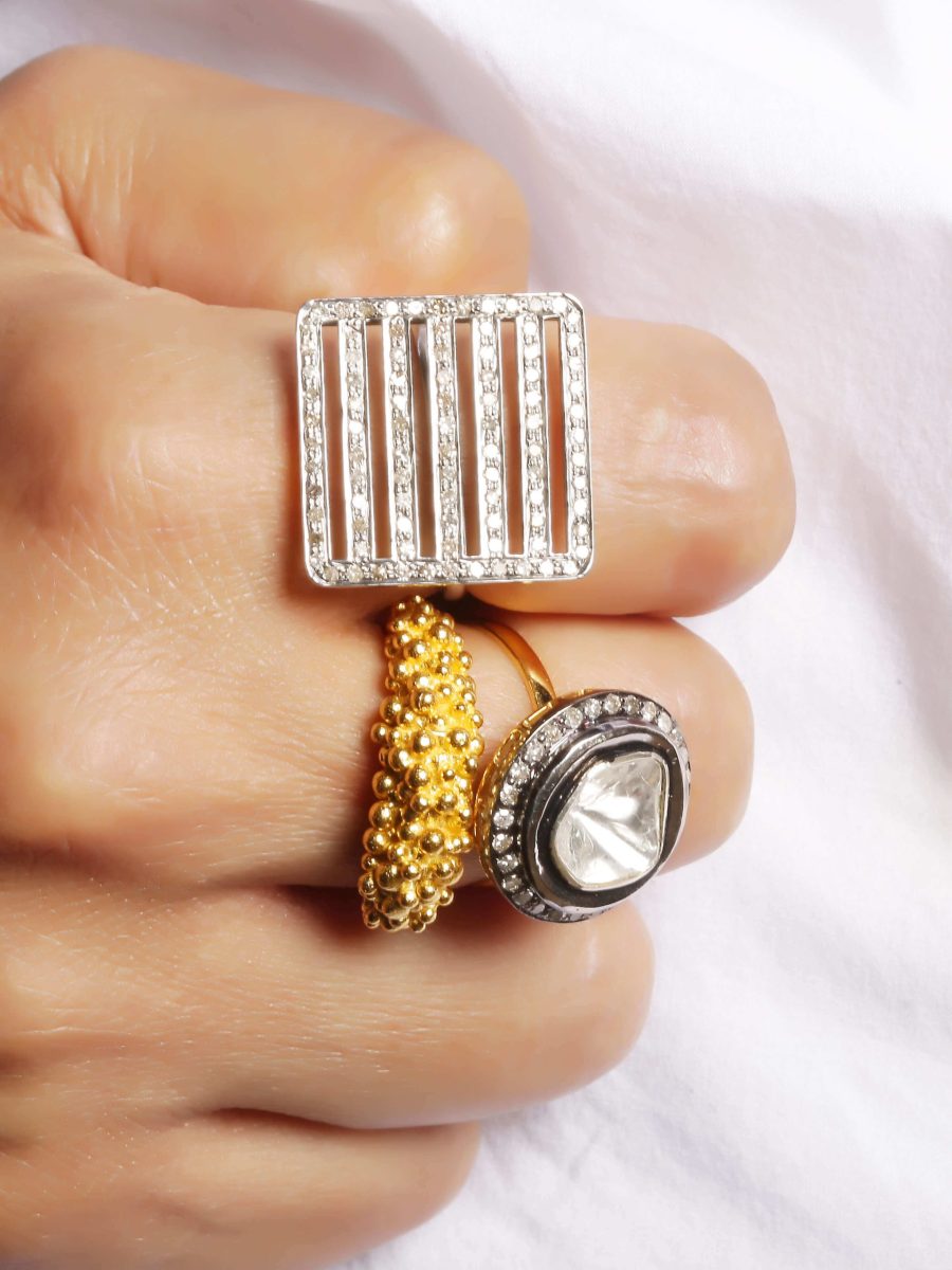 Classic 15th Century Natural Uncut Diamond Ring Band - Image 2