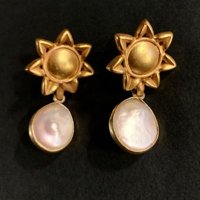 Star Pearl Drop Earrings