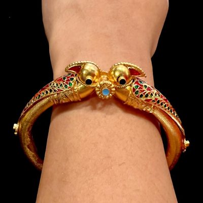 Antique Inspired Bangle with Enamel & Parrot detailing