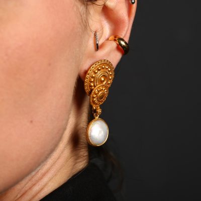 Heritage Double Disc Pearl Earring