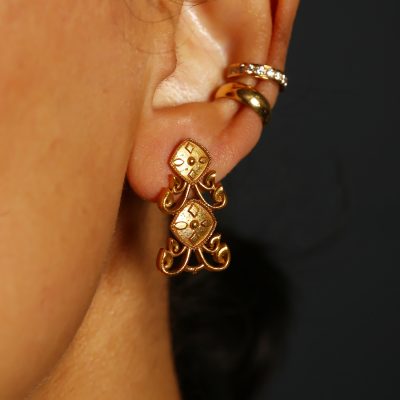 Heritage Detailed Leaf Motif Earrings