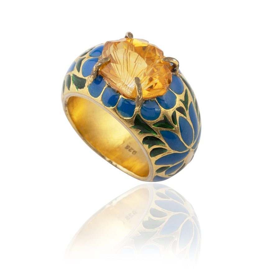 15th Century Inspired Enamel & Citrine Ring with Lotus Leaf Detail - Image 3