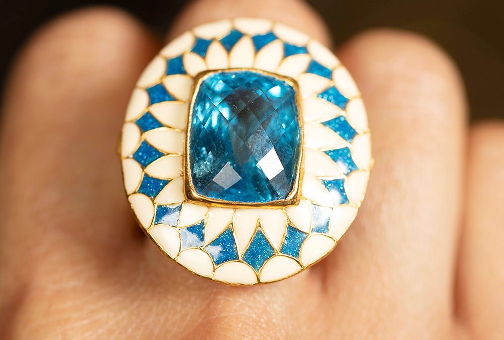 Discover the Beauty of Enamel Jewellery with Kastur Jewels