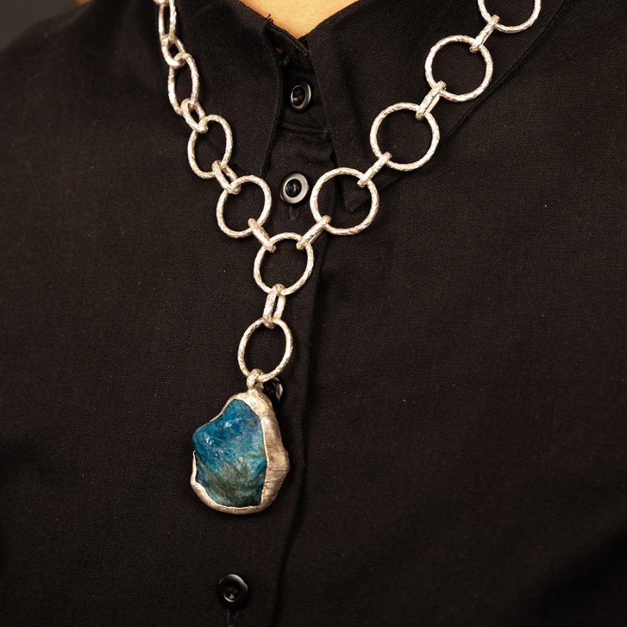 Silver Link Chain with Natural Neon Apetite Stone