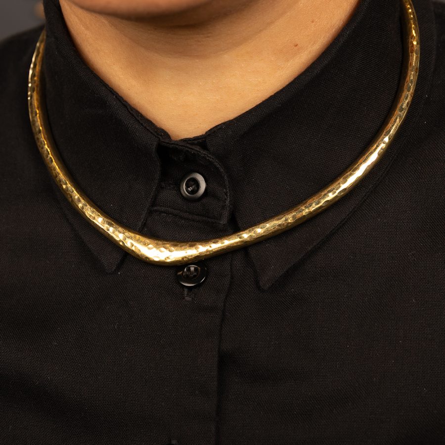 Simple Collar Necklace - Image 3