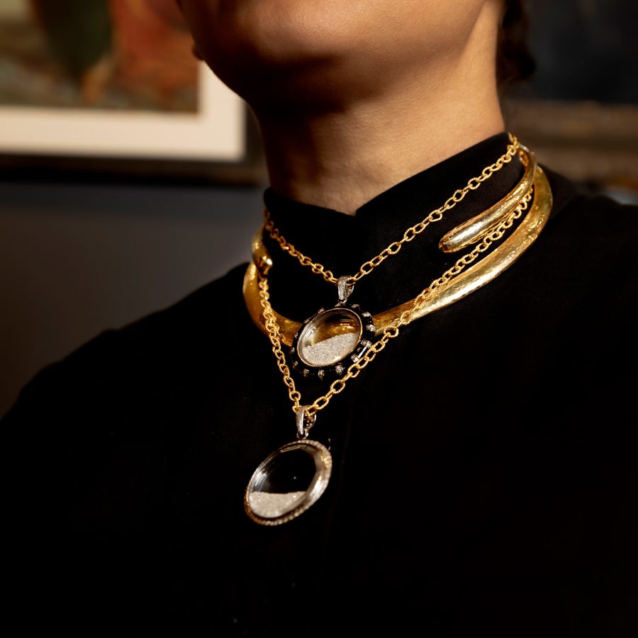 Simple Hammered  Neckpiece - Image 4