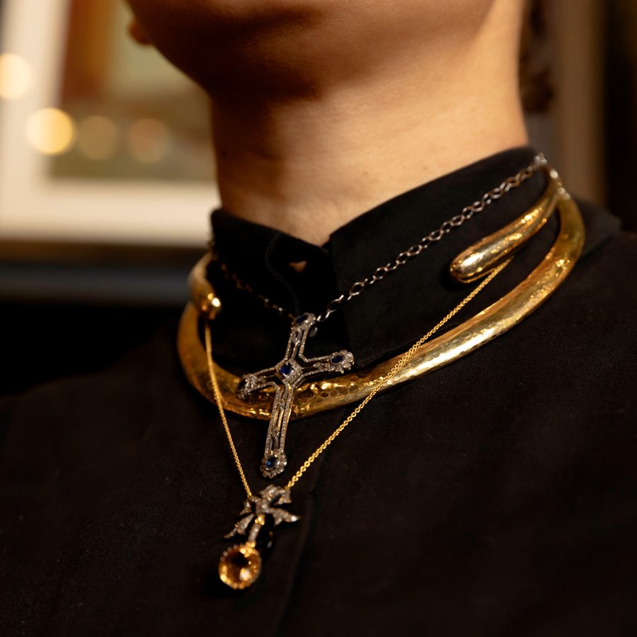 Simple Hammered  Neckpiece