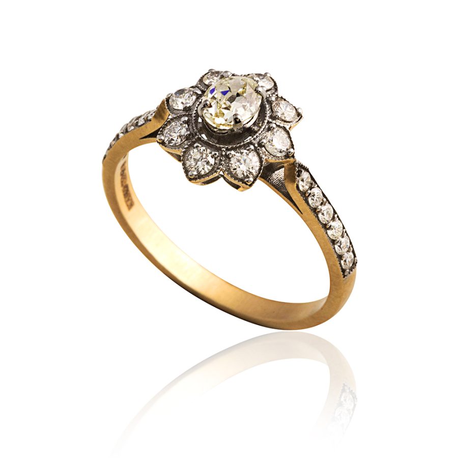 Old Mine Cut Diamond Heirloom 18kt Gold Floral Detail Ring