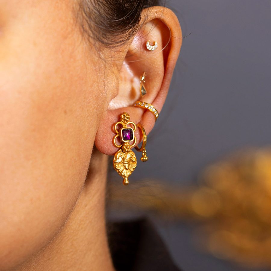 Heritage Antique Detailed Stud Earrings