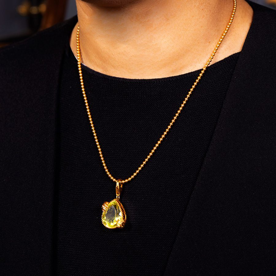 The Kind Hands Quartz Detachable Pendant Necklace