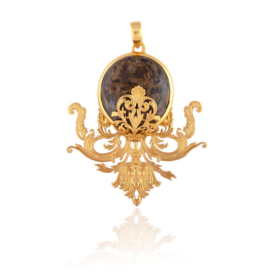 Agate Versailles Pendant Necklace