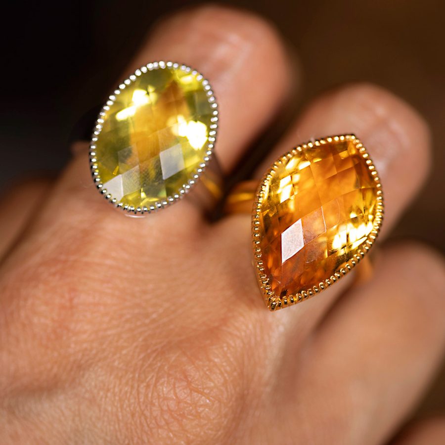 Simple Grand Quartz Ring